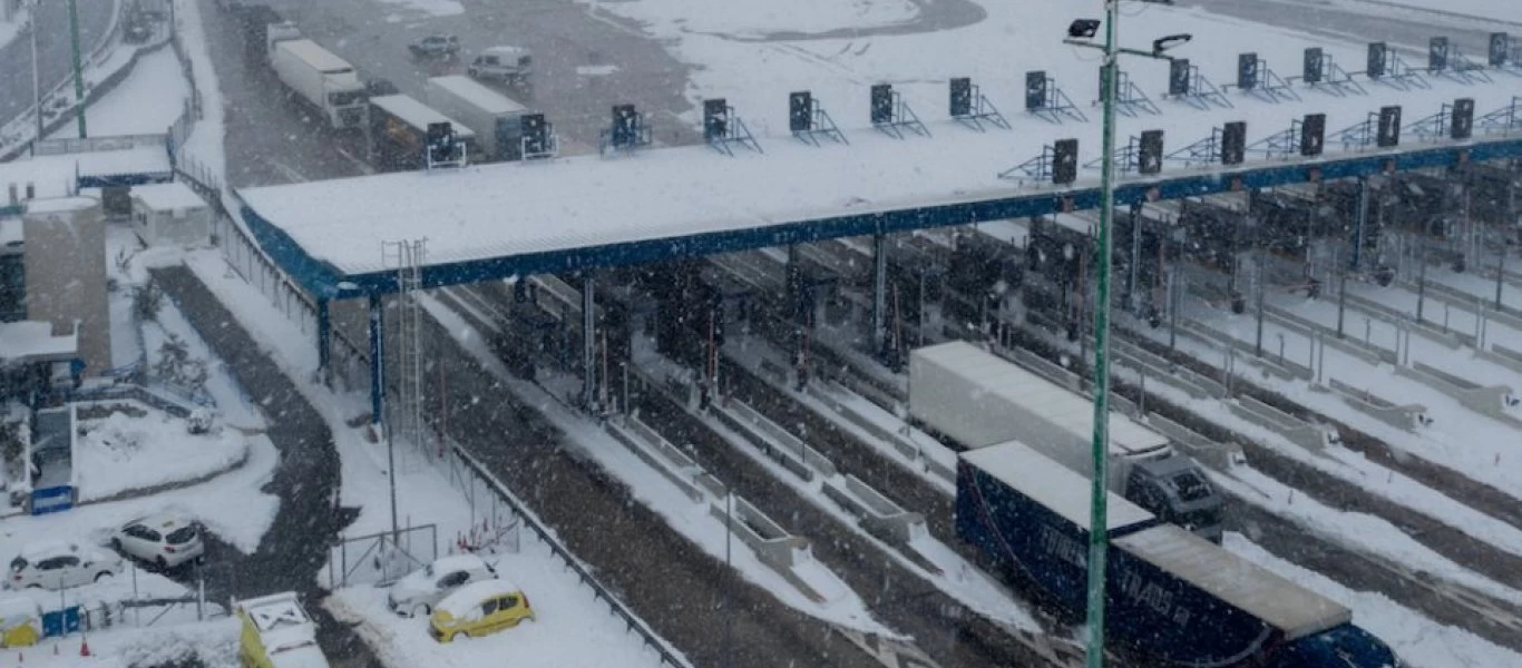 Πώς έκλεισαν τις Εθνικές Οδούς για να μην πληρώσουν οι εταιρείες των διοδίων μεγάλα πρόστιμα!